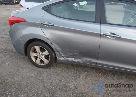 2012 Hyundai Elantra Gls (Ulsan Plant) z USA, uszkodzony, nr VIN KMHDH4AE8CU294896